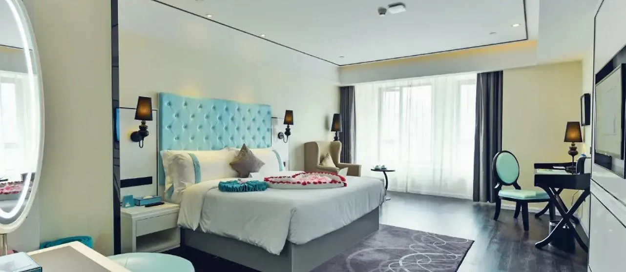 Xana Hotelle Shenzhen Airport Terminal Hotel