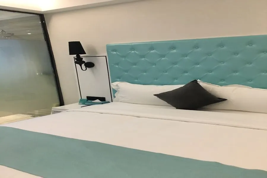**** Hotel Xana Hotelle Shenzhen Airport Terminal China